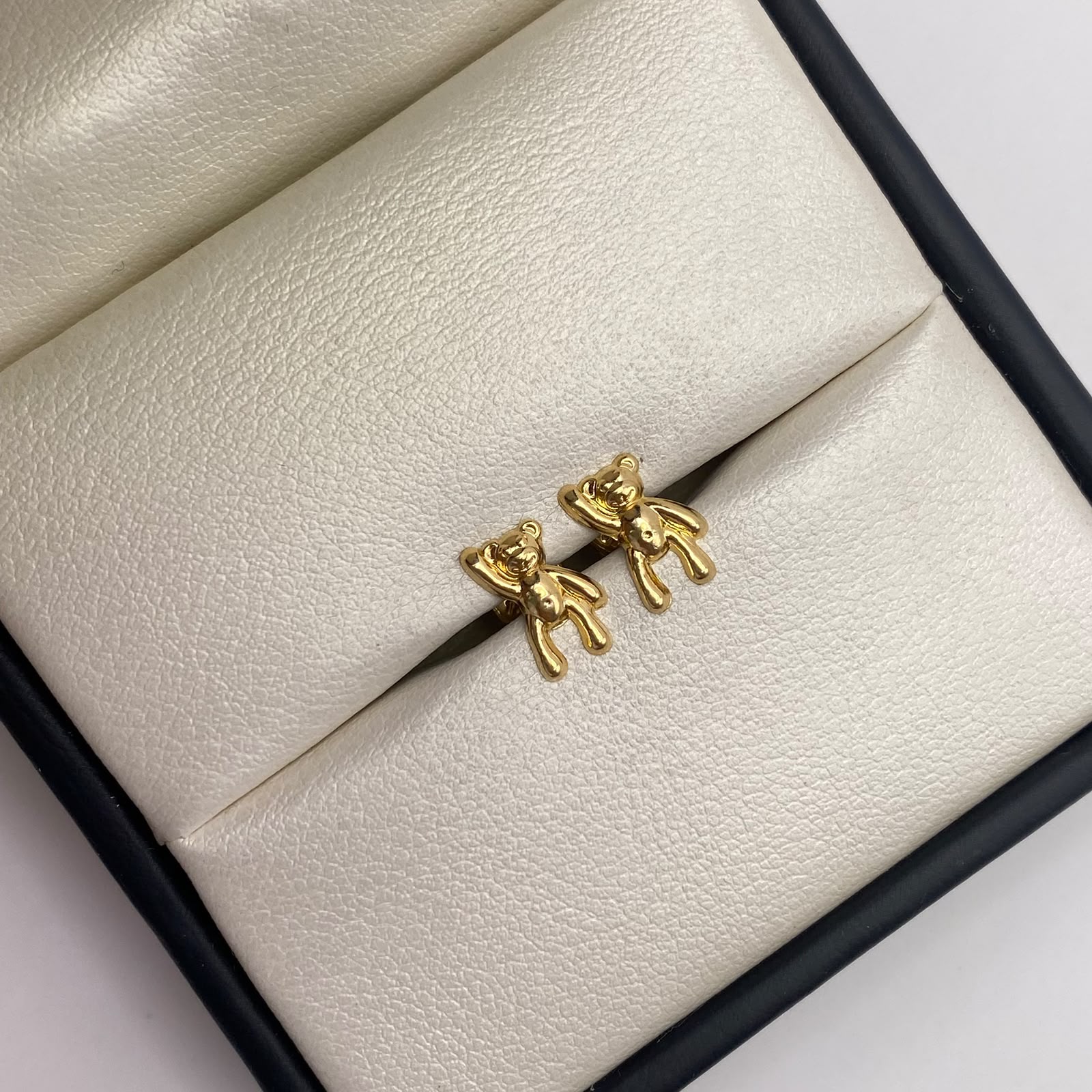 Topos oso mano alzada Oro amarillo 18k 0,75 Gr / 7,38 mm