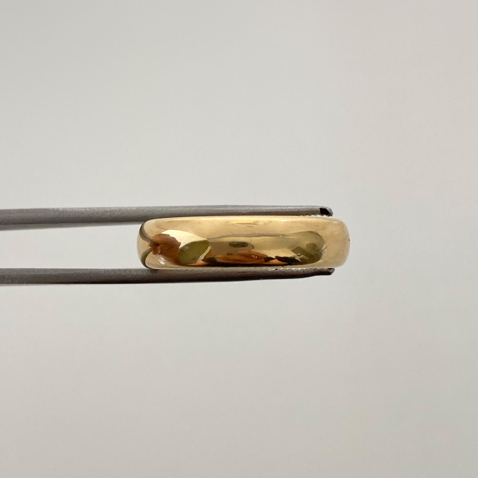Anillo Argolla Lisa Oro amarillo 18k / Talla 10 / 2,2 Gr / 4,7 mm