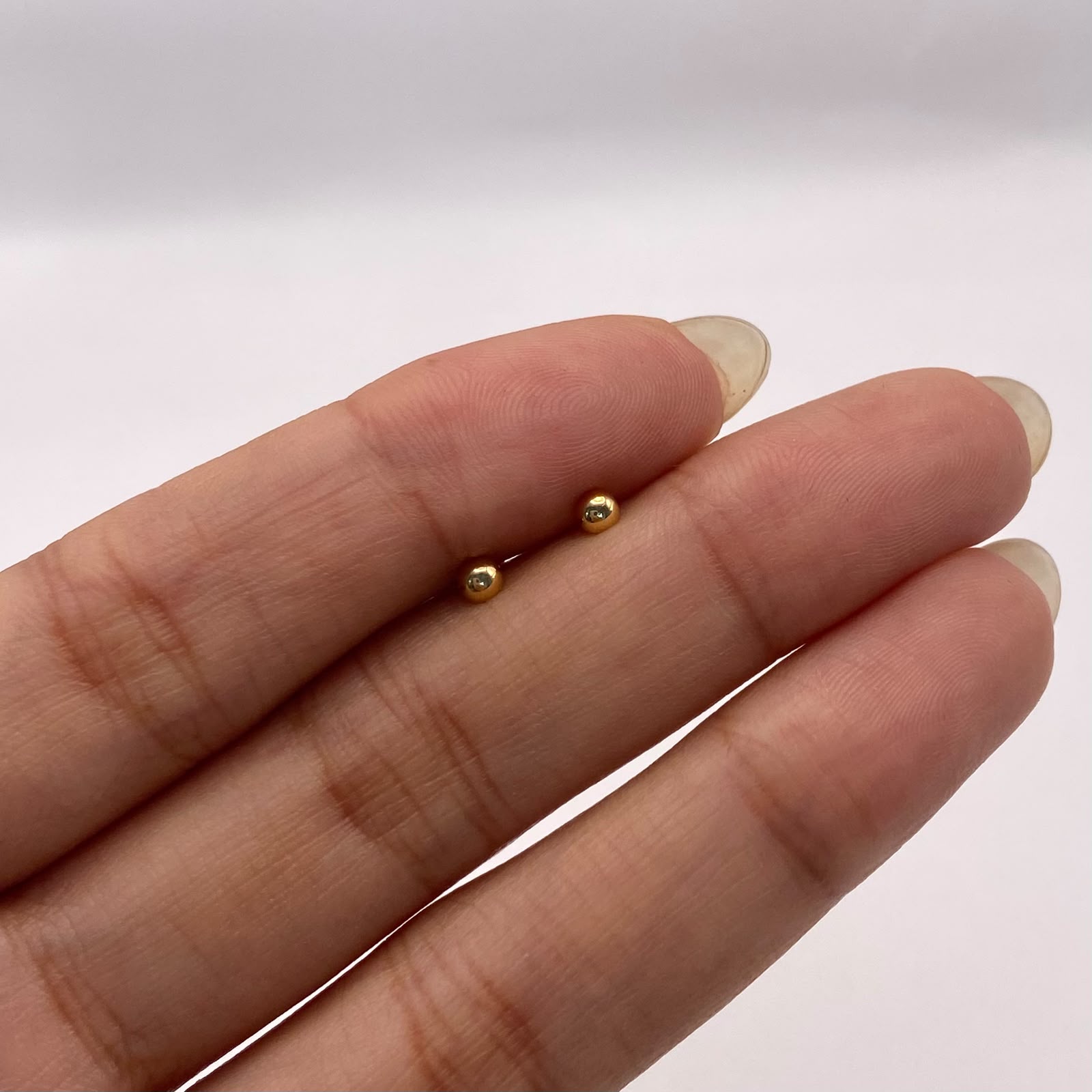 Topos media bola lisa 3mm Oro amarillo 18k 0,4 Gr