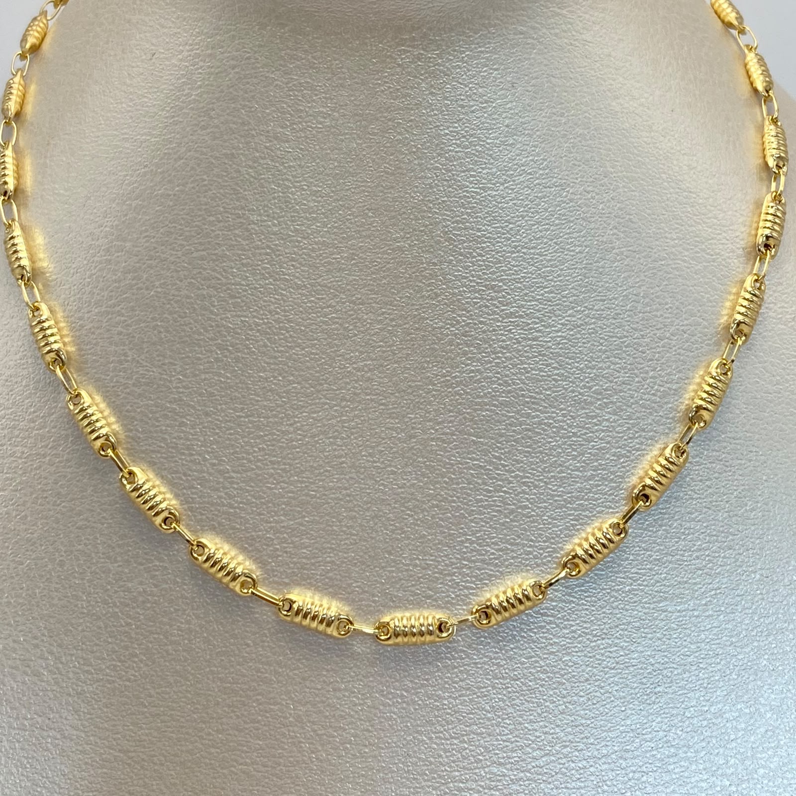 Cadena Rustica Barriles  Oro amarillo 6,80 Gr / 3,1 mm / 60 Cm Broche 0,40