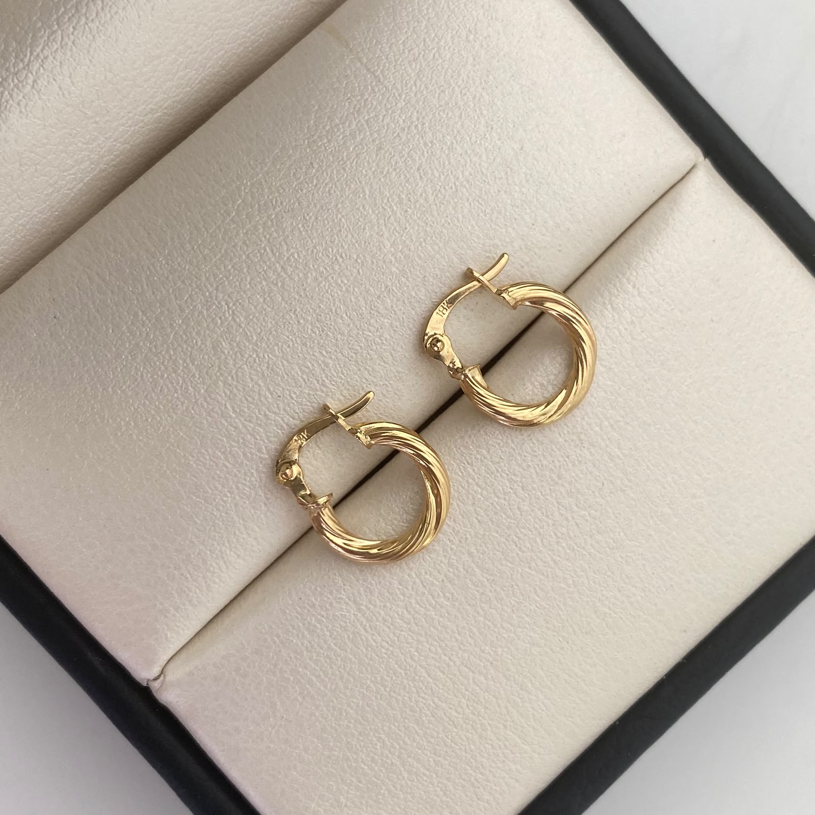 Candonga Entorchada Oro amarillo 18k 0,95 Gr / 1,3 Cm