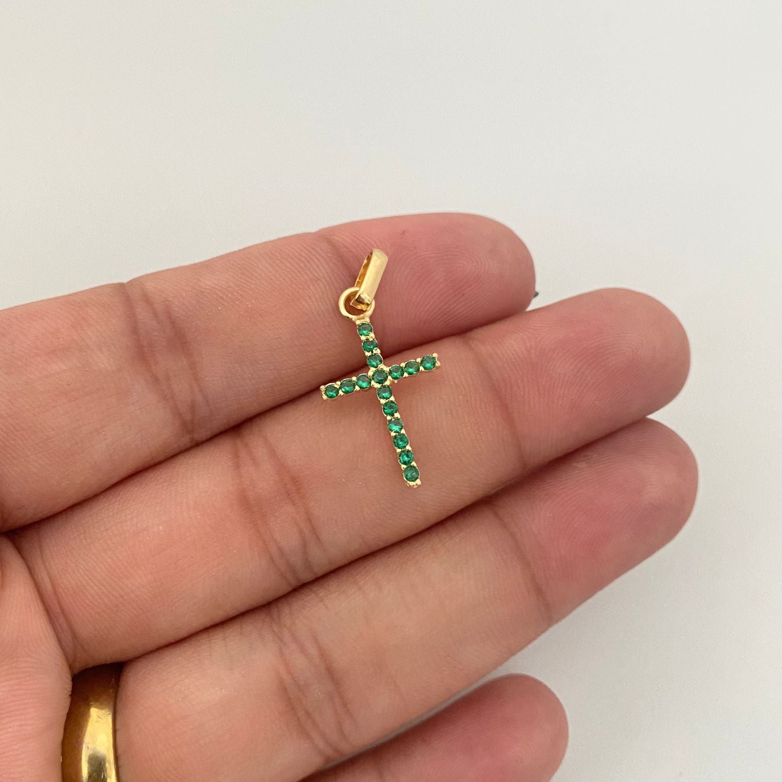 Dije cruz delgada casting verde Oro amarillo 18k 1,15 Gr / 2,5 Cm