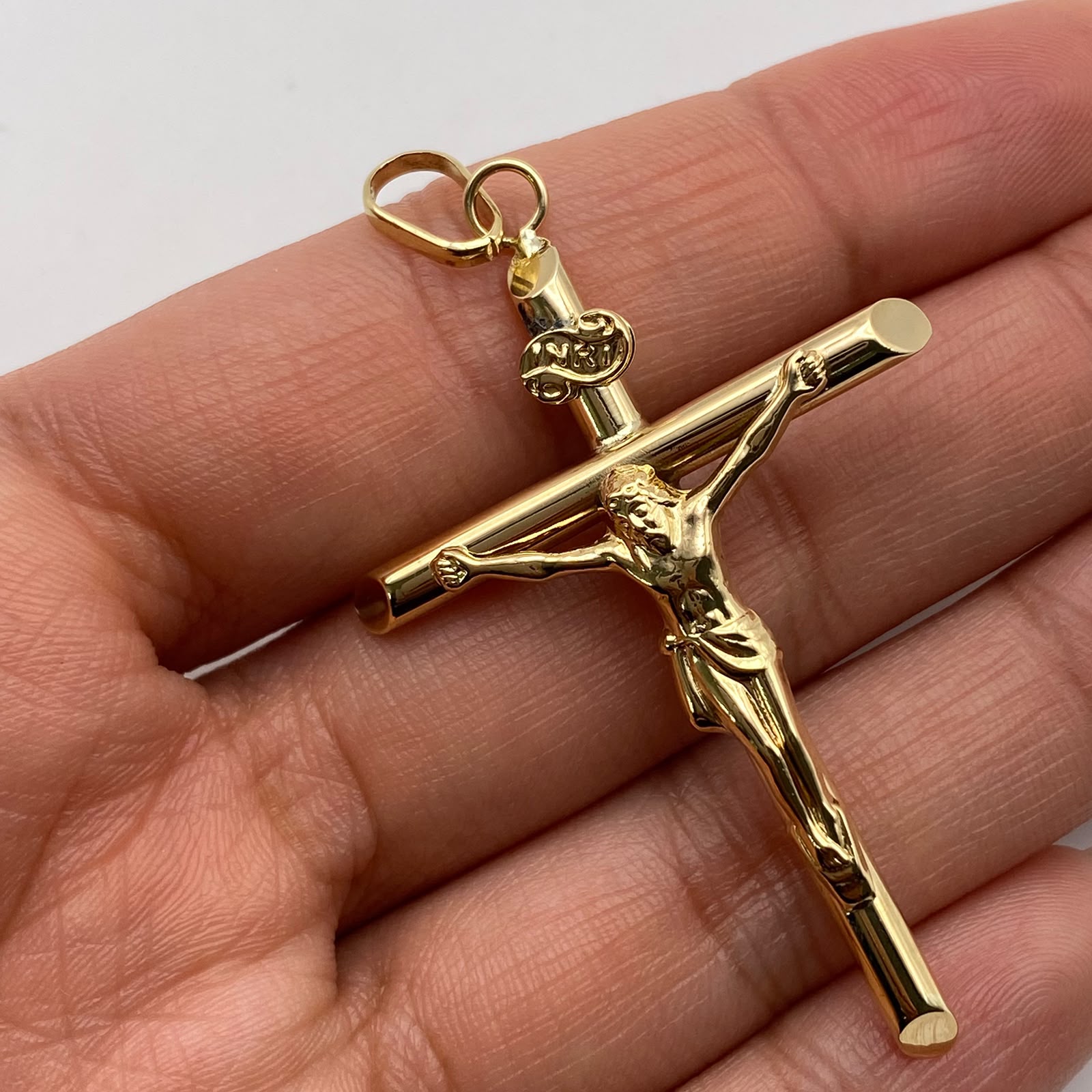 Dije cruz cristo tubular Oro amarillo 2,7 Gr / 5,5 Cm
