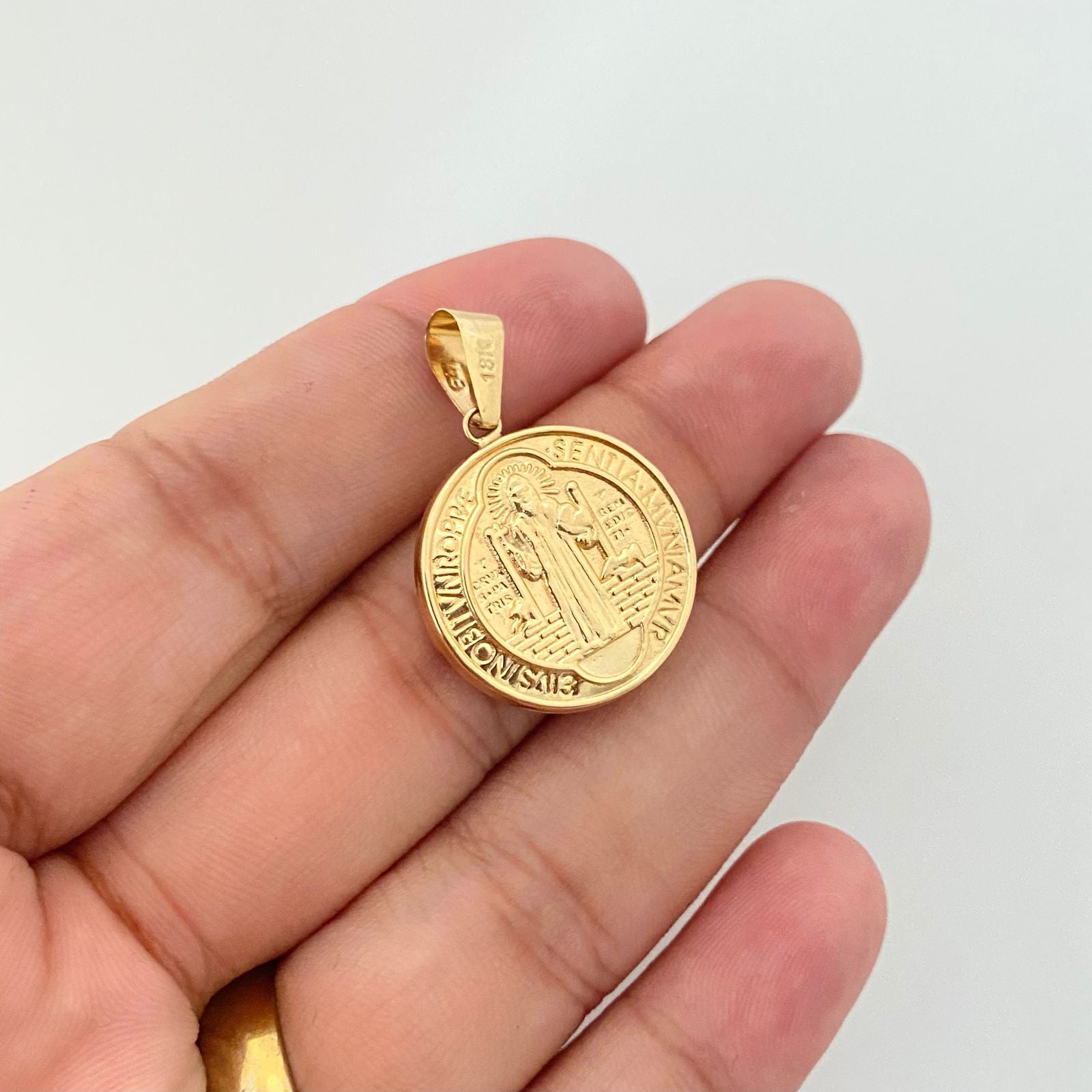 Dije san benito Oro amarillo 18k 2,35 Gr / 3,0 Cm