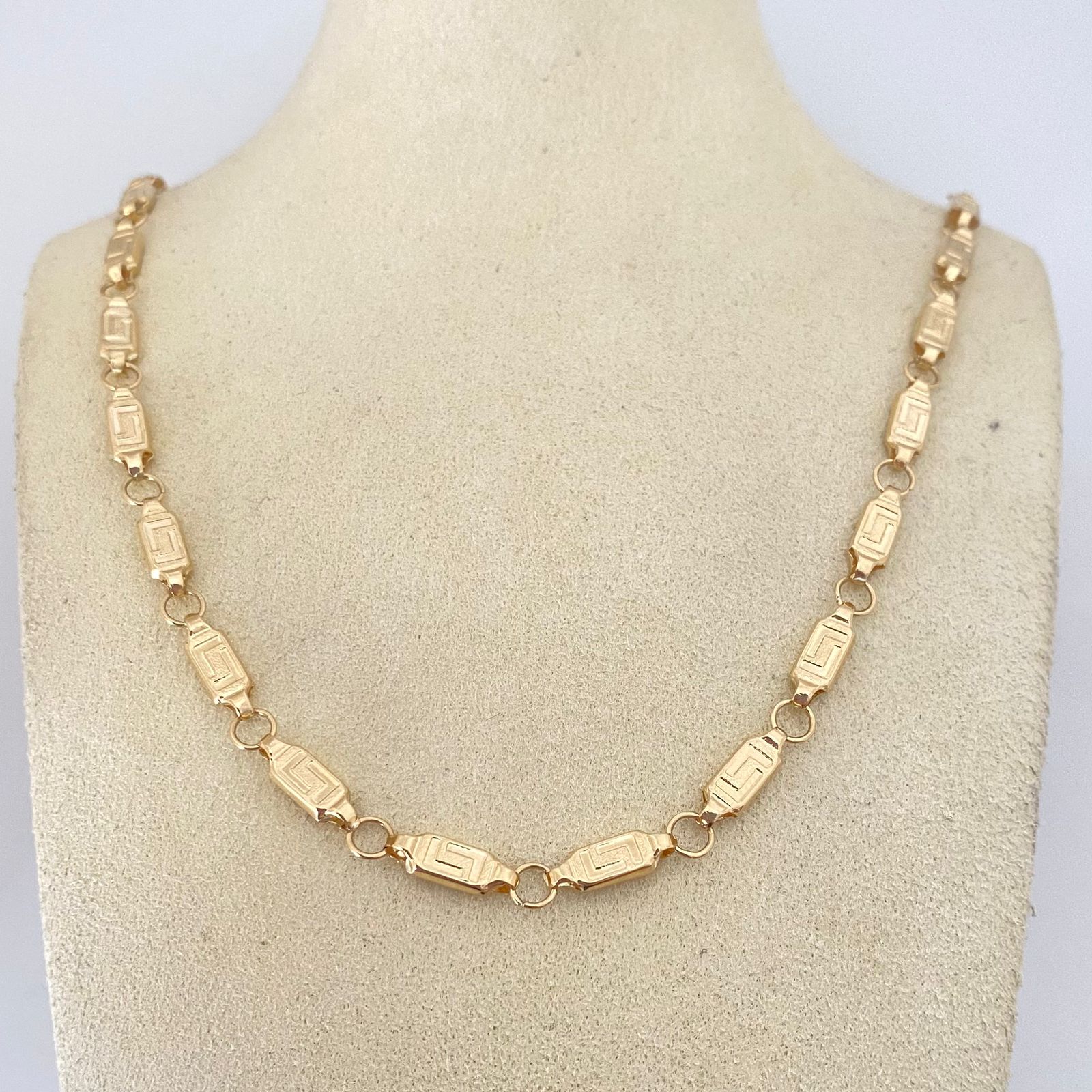 Cadena rustica rectangular sello Oro amarillo 18k 12,75 Gr / 4,0 mm / 60 Cm Broche 0,60