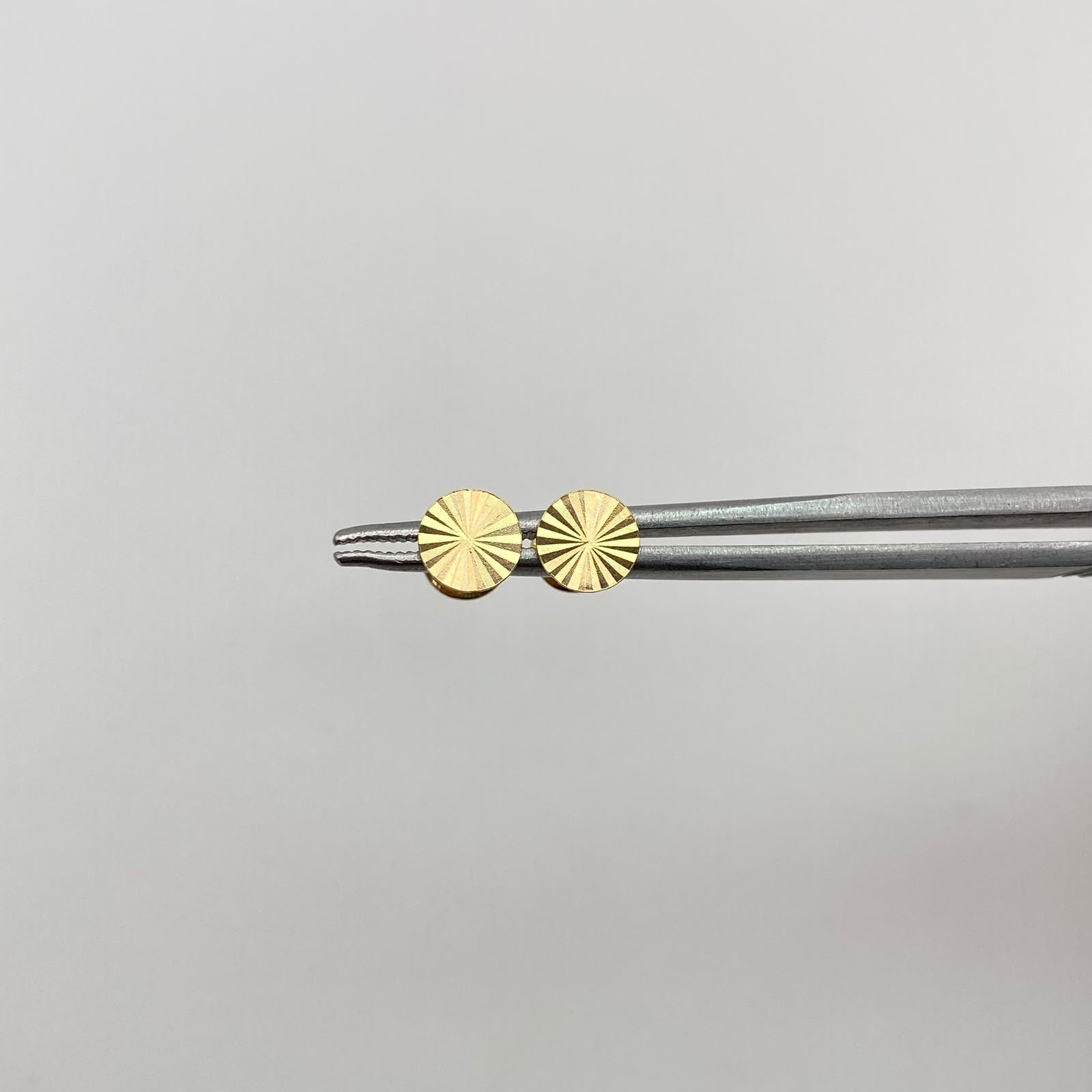 Topos planos diamantados Oro amarillo 18k 0,55 Gr / 6,22 mm