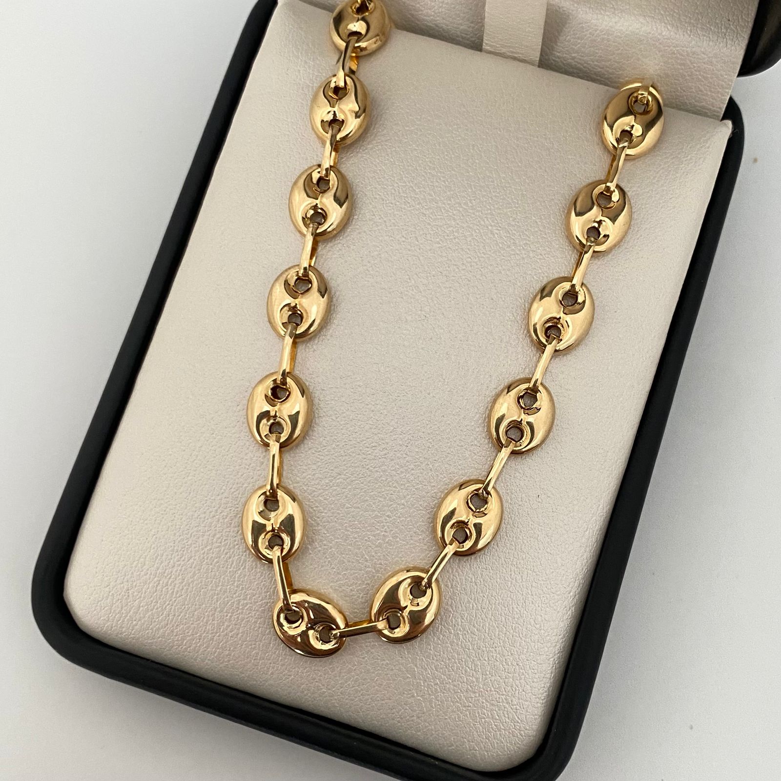 Cadena gc Oro amarillo 18k 21,00 Gr / 8,0 mm / 68 Cm Broche 1,00