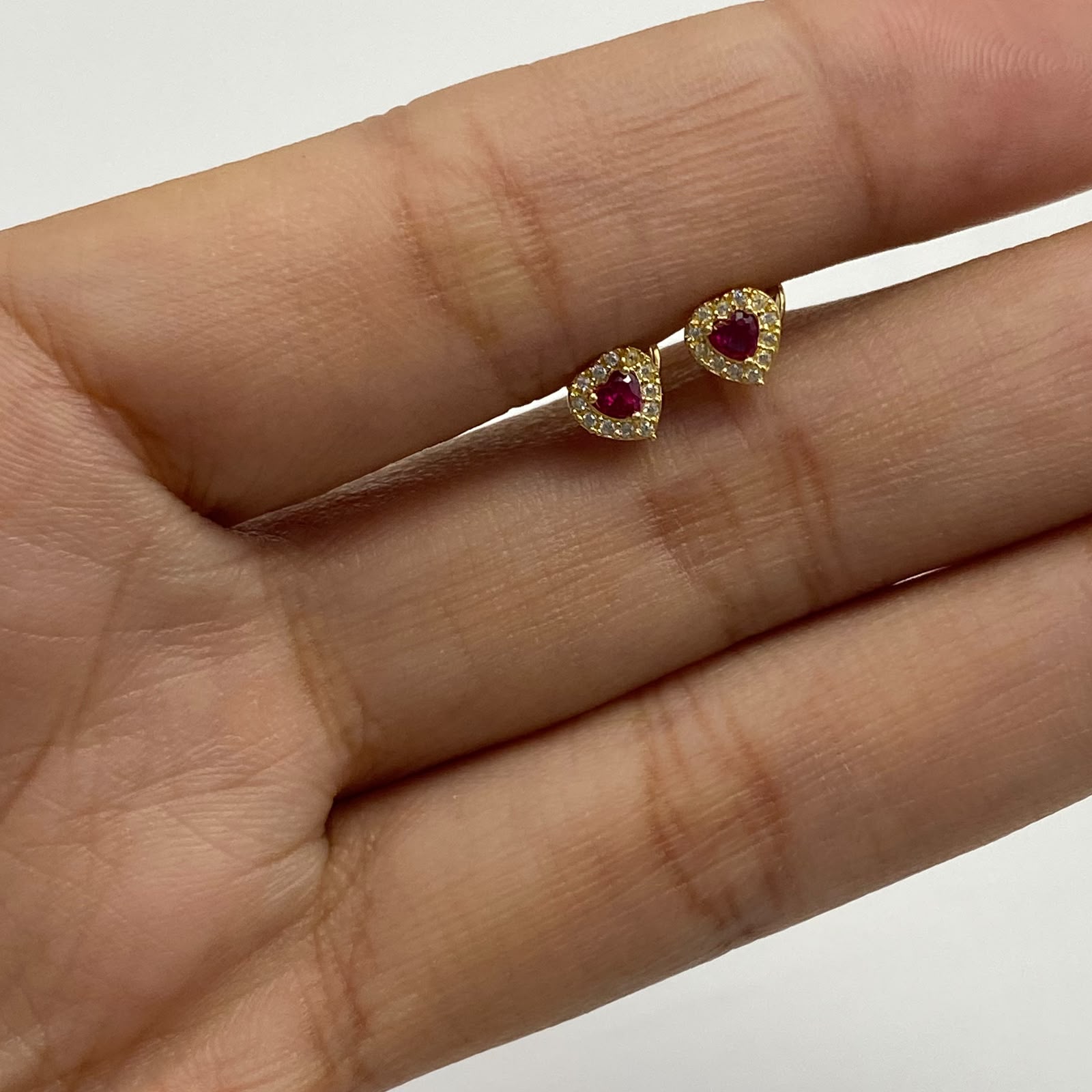 Topos corazon circón fucsia Oro amarillo 18k 0,7 Gr / 5,1 mm